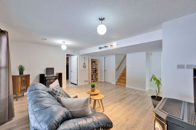 2344 Old 2 Nd Line Rd, House other with 5 bedrooms, 3 bathrooms and 6 parking in Dunrobin ON | Image 32