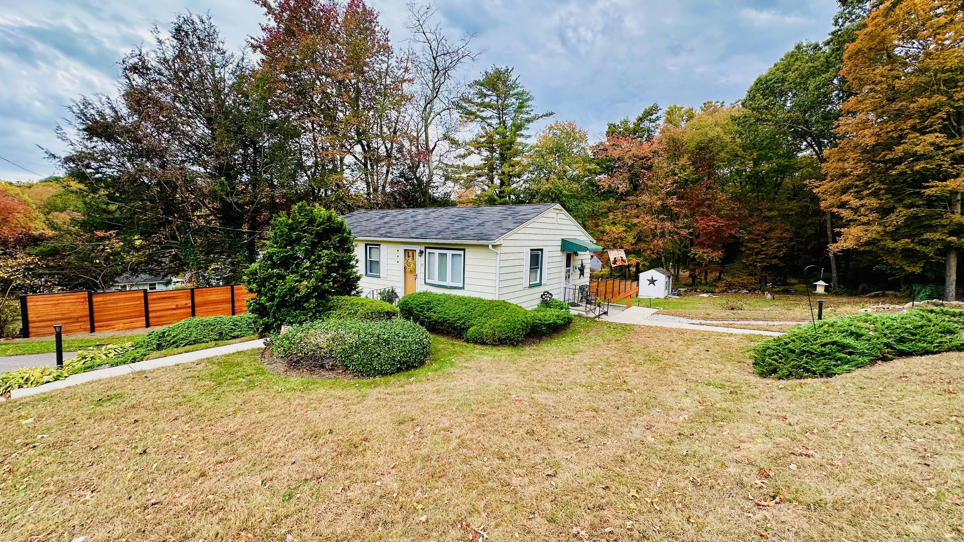 Seminole Rd, Watertown, CT 06795