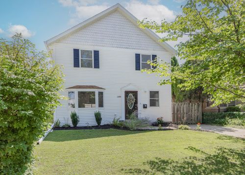 2388 27th St, Moline, IL, 61265-4162 | Card Image