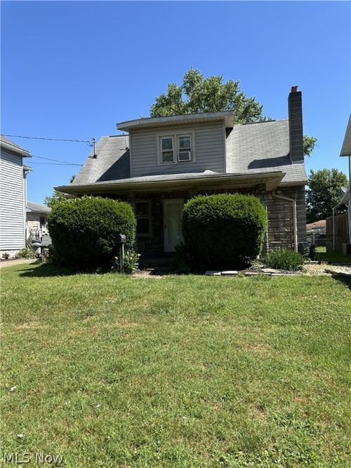 615 18th St, Vienna, WV, 26105-1119 | Card Image
