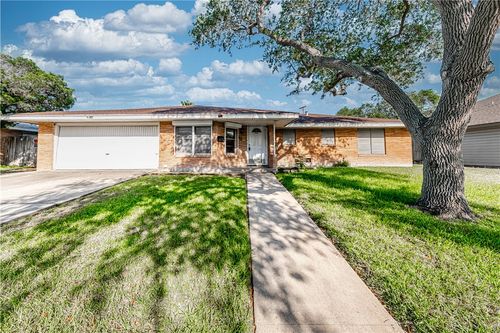 445 Troy Dr, Corpus Christi, TX, 78412-2715 | Card Image