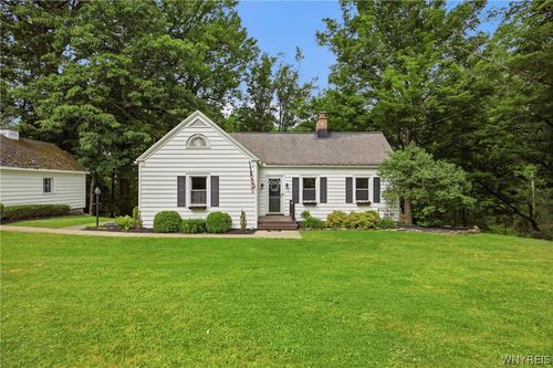 260 Girdle Rd, East Aurora, NY, 14052-1225 | Card Image