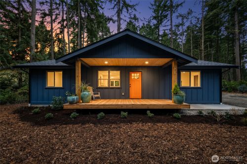 11011 Cascade Pl, Anderson Island, WA, 98303-9615 | Card Image