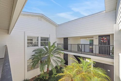 g6-1550 11th St Ne, WINTER HAVEN, FL, 33881-2663 | Card Image