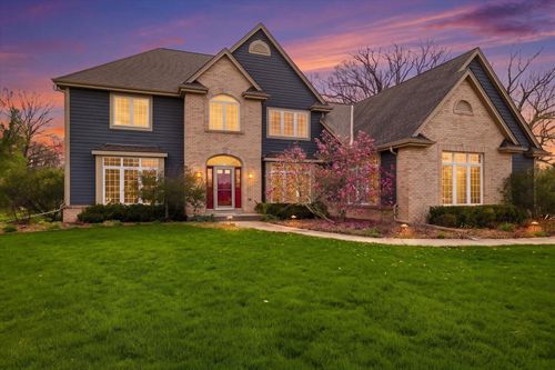 N65W12842 Crimson Ct, Menomonee Falls, WI, 53051-0512 | Card Image