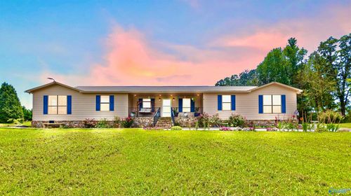 8500 Simpson Point Rd, Grant, AL, 35747-8680 | Card Image