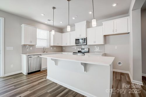 2470 Hedgecliff Rd, Kannapolis, NC, 28025-2873 | Card Image