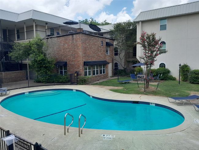 Community pool | Image 16