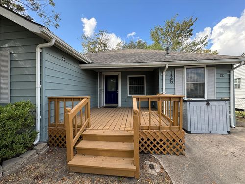 125 Pomeroy Ave, Pasadena, TX, 77506-1336 | Card Image