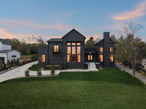 6162 N New Hope Rd, Hermitage, TN, 37076-2621 | Card Image