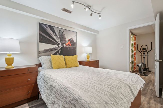 8 Louana Cres, Condo with 4 bedrooms, 4 bathrooms and 2 parking in Vaughan ON | Image 47