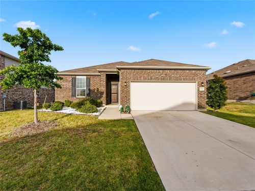 2804 Brisco Way, Aubrey, TX, 76227-3131 | Card Image