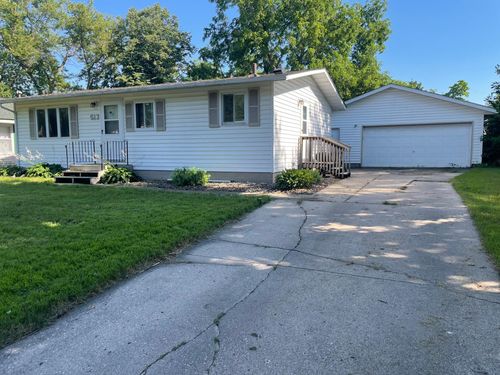 513 8th Ave Nw, Waseca, MN, 56093-2335 | Card Image