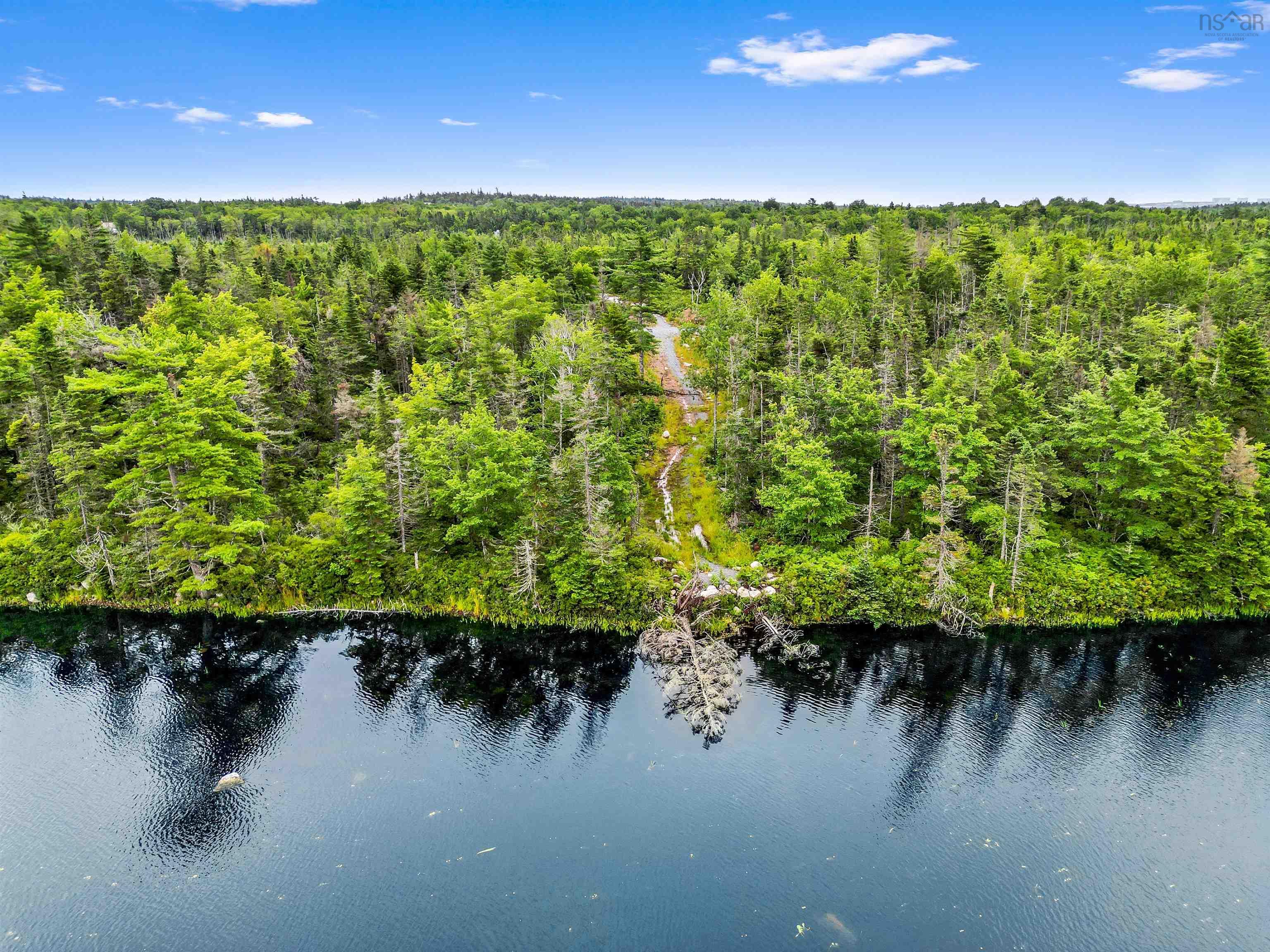 Land in Hubley 4
