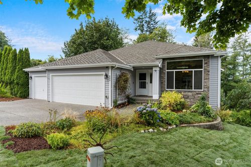 605 40th Pl, Everett, WA, 98201-4861 | Card Image