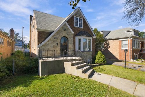 3440 N Oak Park Ave, Chicago, IL, 60634-3719 | Card Image
