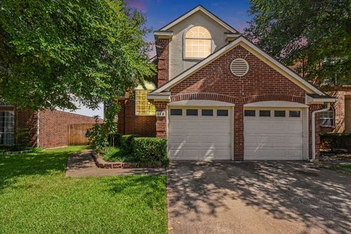 340 Arbor Ct, Euless, TX, 76039-3739 | Card Image