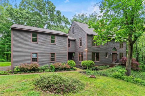 147 Durham Point Rd, Durham, NH, 03824-3124 | Card Image