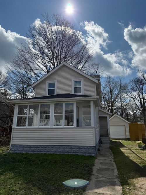1120 Hickory St, Niles, MI, 49120-3223 | Card Image