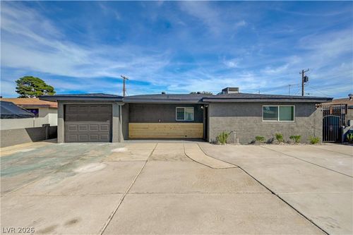 2315 Beverly Way, Las Vegas, NV, 89104-2763 | Card Image