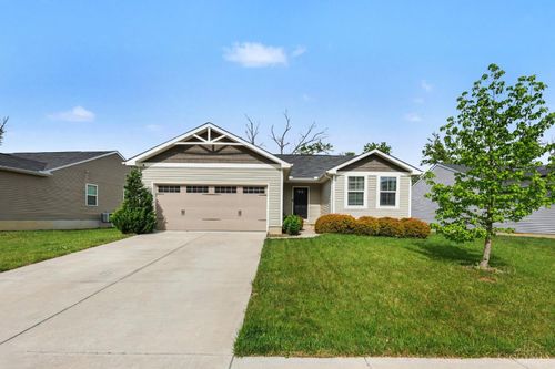 157 Wooded Ridge Dr, Amelia, OH, 45102-2697 | Card Image