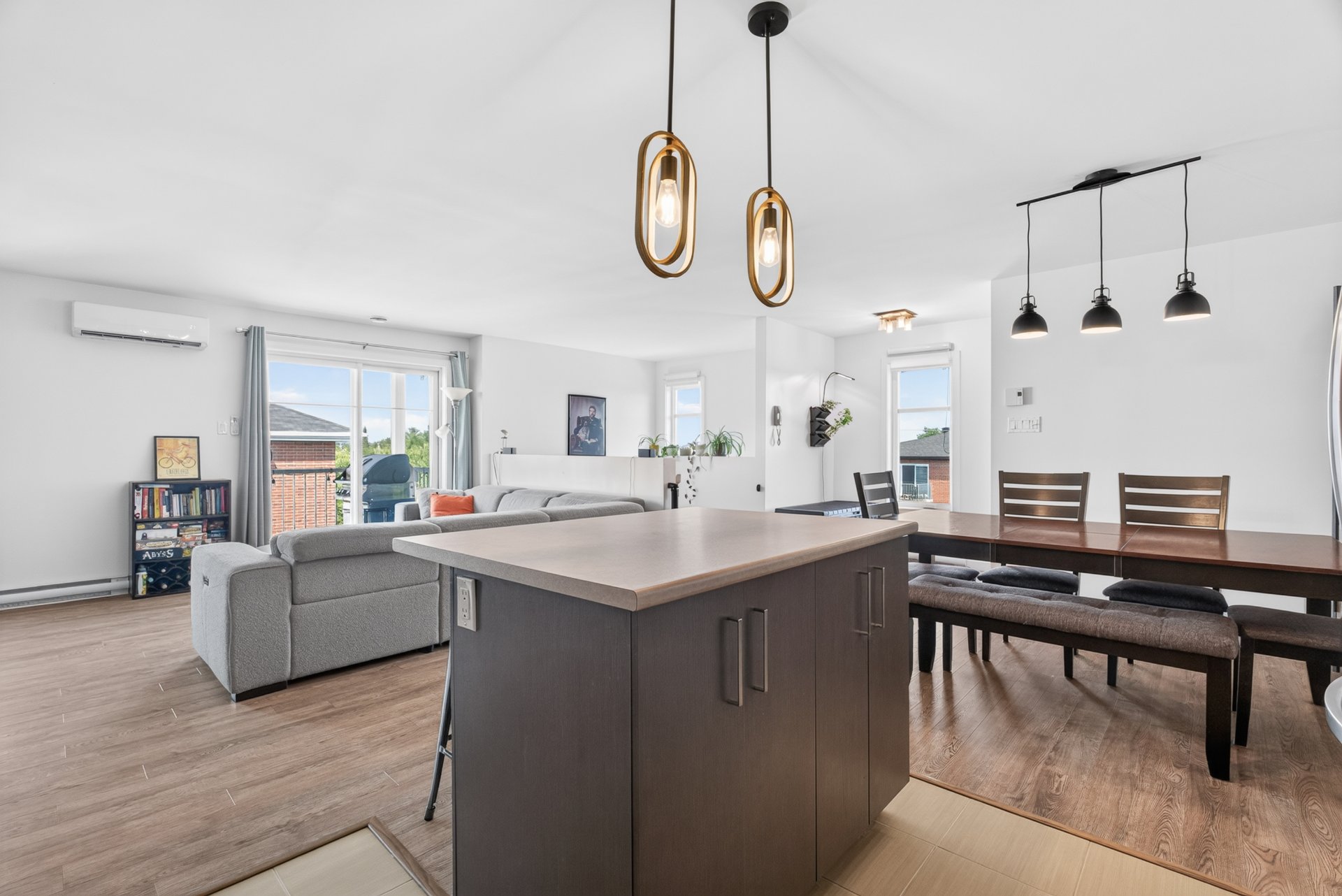 Residential in Québec (La Haute-Saint-Charles) 3