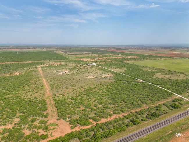 10171 S Hwy 277, House other with 4 bedrooms, 4 bathrooms and 3 parking in Bronte TX | Image 56