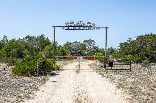 0 Eagle Ridge Cade Draw Road, Rocksprings, TX, 78880 | Card Image