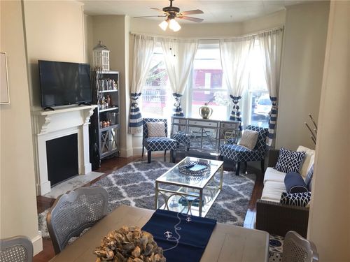 1-46 Lee Ave, Newport, RI, 02840-4057 | Card Image