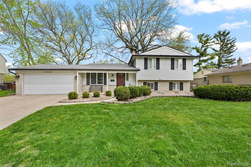 37174 Sunnydale St, Livonia, MI, 48154-1731 | Card Image