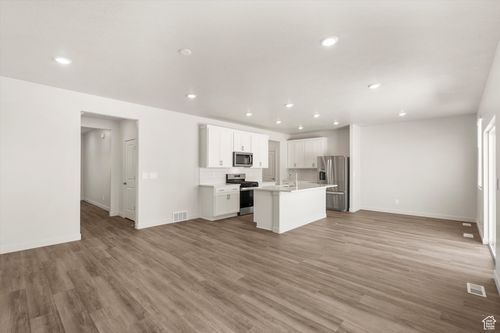 1204-3486 N Gina St, Eagle Mountain, UT, 84005-6476 | Card Image