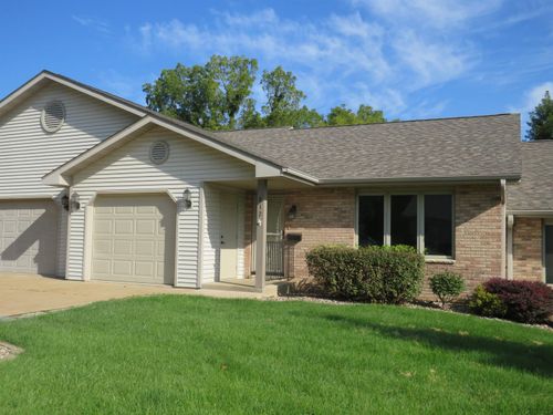 812 Shadow Bluff Dr, Galena, IL, 61036-9090 | Card Image