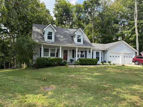 206 Glenbrook Ct, Frankfort, KY, 40601-8916 | Card Image