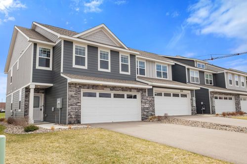 16380 Jaffna Pl, Lakeville, MN, 55044-5368 | Card Image