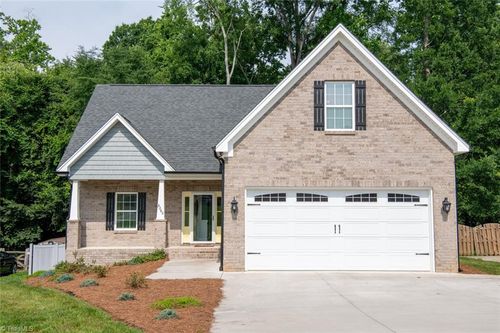 5360 Graycliff Ln, Clemmons, NC, 27012-9397 | Card Image