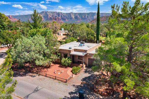 460 Coffee Pot Dr, Sedona, AZ, 86336-3341 | Card Image