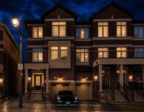 15 Sissons Way, Markham, ON, L6B1R2 | Card Image