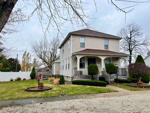 118 N Hartwell St, Gilman, IL, 60938-1429 | Card Image