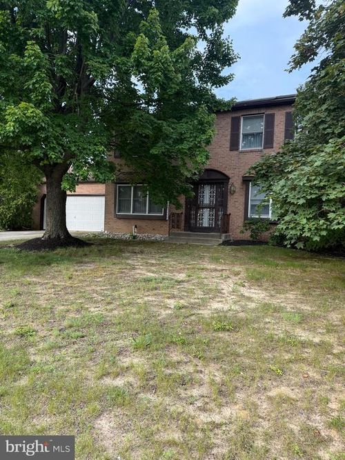 121 Rolling Acre Dr, Glassboro, NJ, 08028-2701 | Card Image