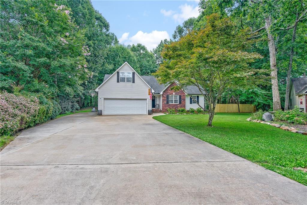 Castlebrook Dr, Salisbury, NC 28146