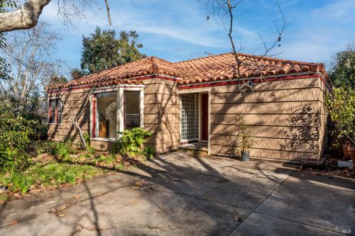 106 Gardens Ave, Ukiah, CA, 95482-5303 | Card Image