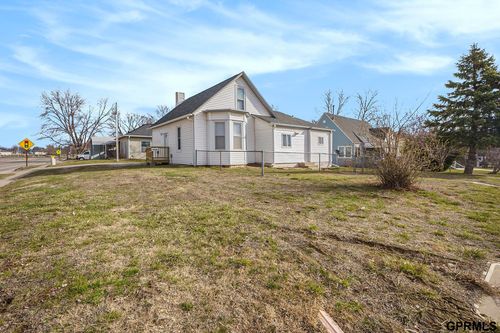 1862 Park St, Blair, NE, 68008-1504 | Card Image