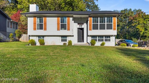 6513 Trousdale Rd, Knoxville, TN, 37921-3854 | Card Image