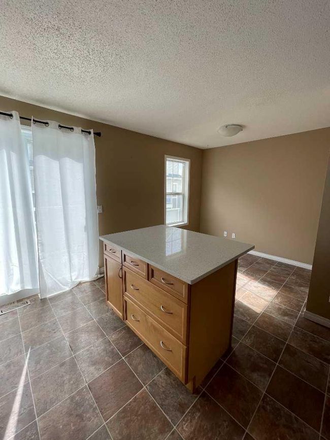 3026 New Brighton Gardens Se, Home with 2 bedrooms, 2 bathrooms and 2 parking in Calgary AB | Image 7