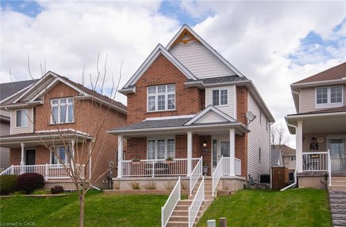 729 Brandenburg Blvd, Waterloo, ON, N2T2V4 | Card Image