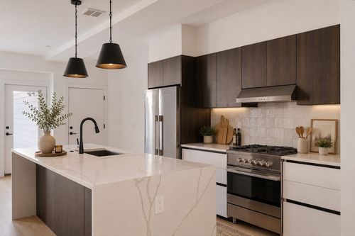 1-30-32 Condor St, Boston, MA, 02128 | Card Image