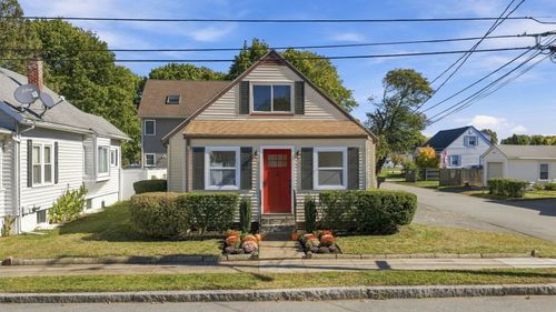 6 Norfolk Ave, Peabody, MA, 01960-5239 | Card Image