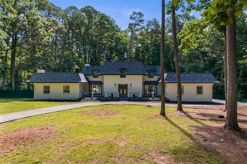 2023 Stoneleigh Dr, Stone Mountain, GA, 30087-1431 | Card Image