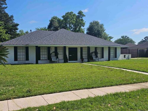 12379 Fairhaven Dr, Baton Rouge, LA, 70815-6717 | Card Image