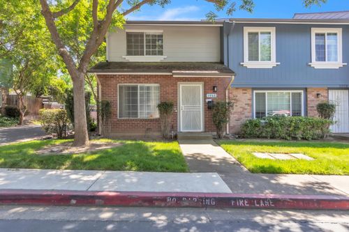 3960 Oak Villa Circle, Carmichael, CA, 95608 | Card Image